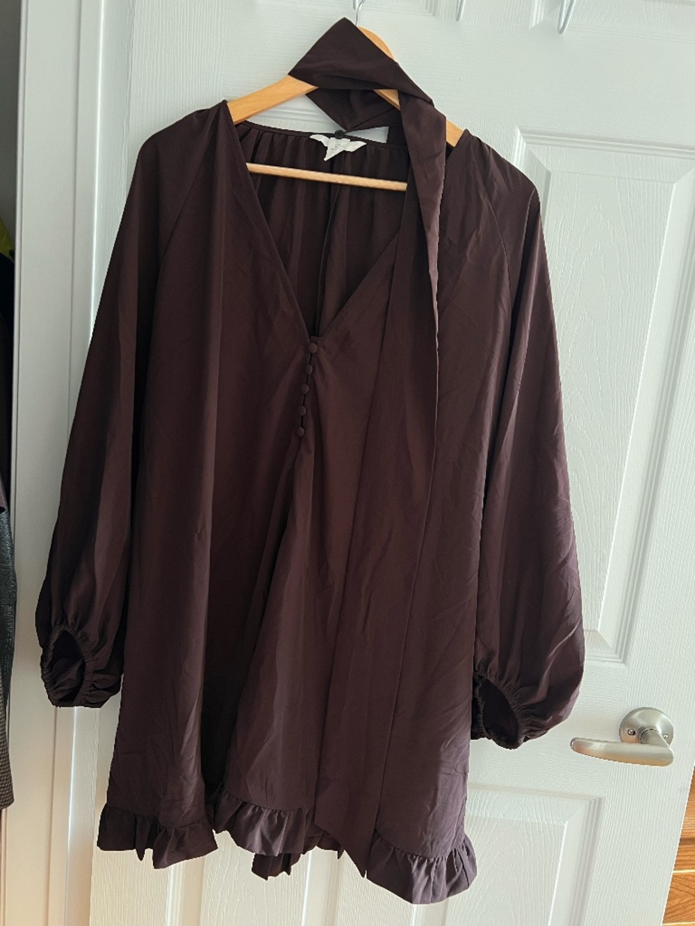 H&M Burgundy Tie Neck Ruffle Hem Mini Dress Size L